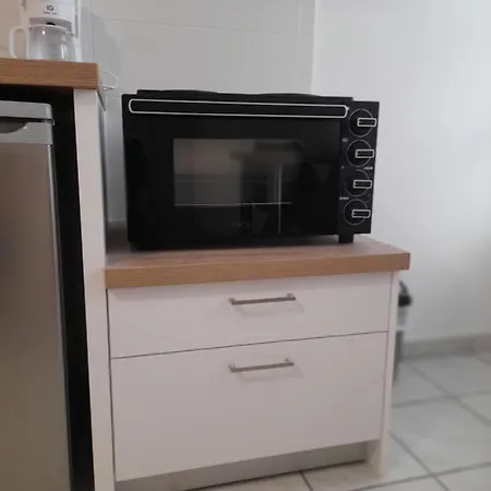 2 Apartment *
